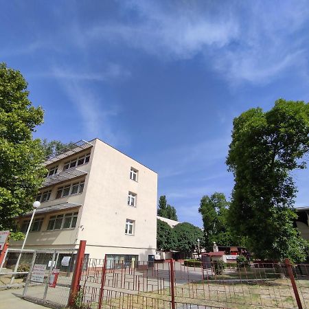 Napsugar Szallo Baja Eksteriør bilde